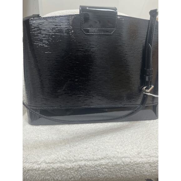 Louis Vuitton Black Patent Leather Epi Lockit MM Handbag - Picture 2 of 5